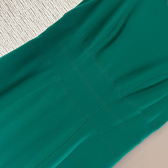 White House Black Market - Emerald Green , Lined Dress W Size 6 - Picture 6 of 11